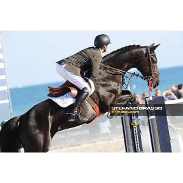 LGCT of Miami Beach - Class 10 - Jerome Guery (BEL) on Kel\'Star du Vingt Ponts - Miami Beach, - 6 April 2018 - ph.Mario Grassia/LGCT
