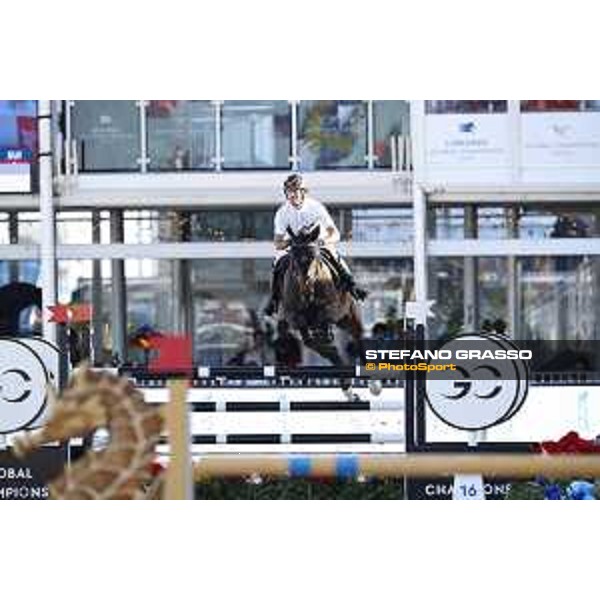 LGCT of Miami Beach - Class 10 - Pius Schwizer (SUI) on Balou Rubin R - Miami Beach, - 6 April 2018 - ph.Mario Grassia/LGCT
