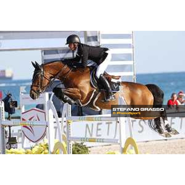LGCT of Miami Beach - Class 10 - Darragh Kenny (IRL) on Team de Coquerie - Miami Beach, - 6 April 2018 - ph.Mario Grassia/LGCT