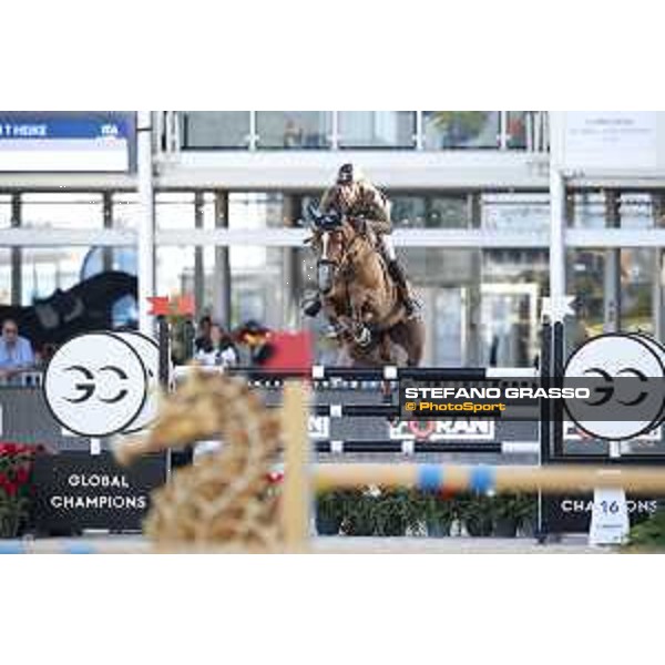 LGCT of Miami Beach - Class 10 - Alberto Zorzi (ITA) on Fair Light van?t Heike - Miami Beach, - 6 April 2018 - ph.Mario Grassia/LGCT