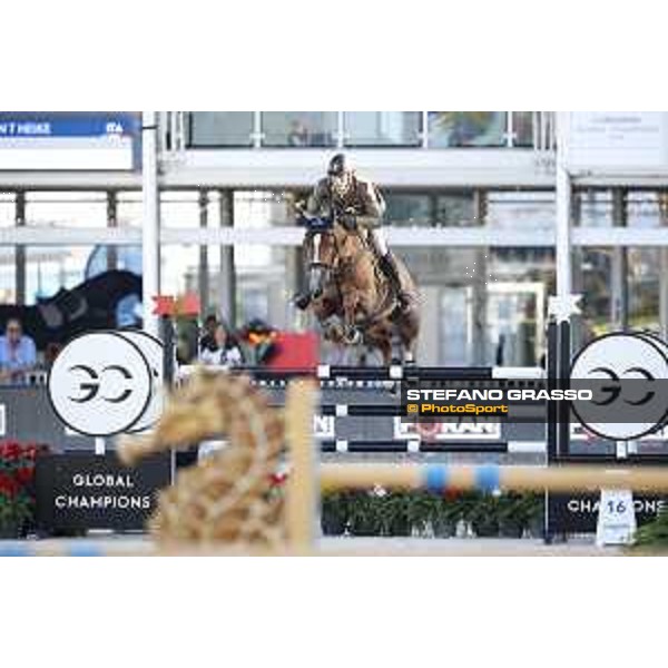 LGCT of Miami Beach - Class 10 - Alberto Zorzi (ITA) on Fair Light van?t Heike - Miami Beach, - 6 April 2018 - ph.Mario Grassia/LGCT