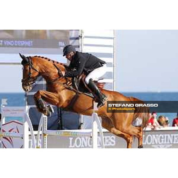 LGCT of Miami Beach - Class 10 - Roger Yves Bost (FRA) on Vino D\'Espinet - Miami Beach, - 6 April 2018 - ph.Mario Grassia/LGCT