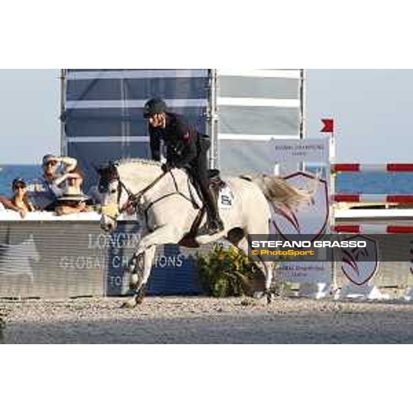LGCT of Miami Beach - Class 10 - Lorenzo de Luca (ITA) on Limestone Grey - Miami Beach, - 6 April 2018 - ph.Mario Grassia/LGCT