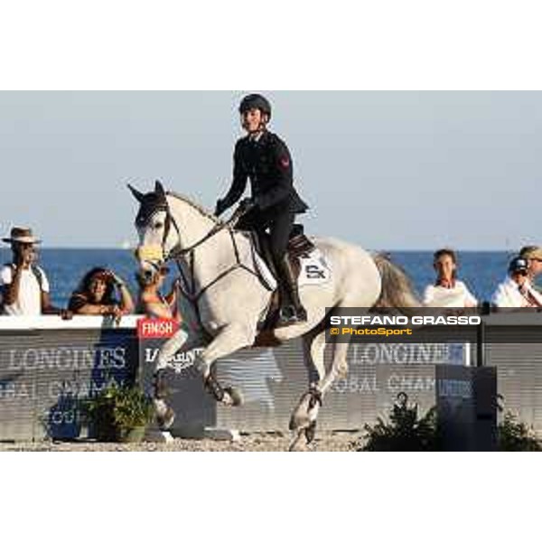 LGCT of Miami Beach - Class 10 - Lorenzo de Luca (ITA) on Limestone Grey - Miami Beach, - 6 April 2018 - ph.Mario Grassia/LGCT