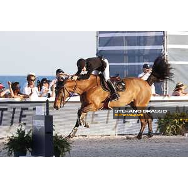 LGCT of Miami Beach - Class 10 - Maikel Van Der Vleuten (NED) on Arera C - Miami Beach, - 6 April 2018 - ph.Mario Grassia/LGCT