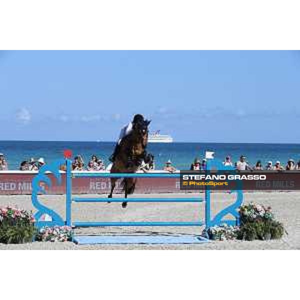LGCT of Miami Beach - Class 10 - Jessica Springsteen (USA) on RMF Zecilie - Miami Beach, - 6 April 2018 - ph.Mario Grassia/LGCT
