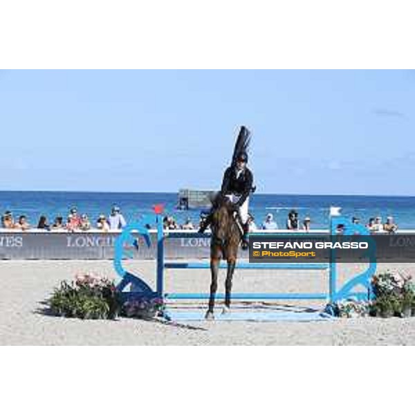 LGCT of Miami Beach - Class 10 - Sergio Alvarez Moya (ESP)on Charmeur - Miami Beach, - 6 April 2018 - ph.Mario Grassia/LGCT