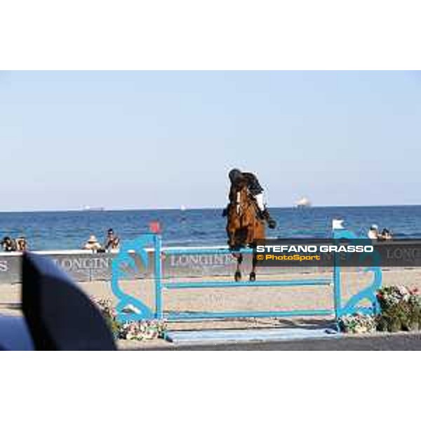 LGCT of Miami Beach - Class 10 - Roger Yves Bost (FRA) on Vino D\'Espinet - Miami Beach, - 6 April 2018 - ph.Mario Grassia/LGCT