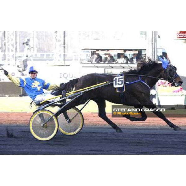 Frank Nivard with Improve As wins the Prix du Luxembourg Paris Vincennes, 26th jan. 2008 ph. Stefano Grasso