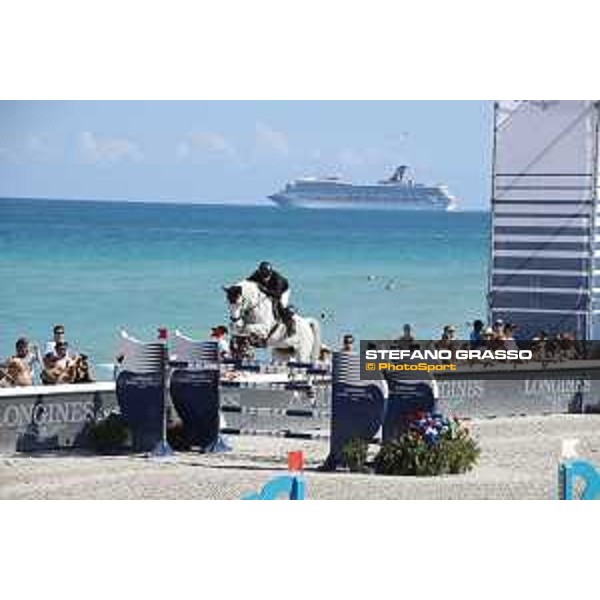 LGCT of Miami Beach - Class 10 - Gerco Schroder (NED) on Glock?s Cognac Champblanc - Miami Beach, - 6 April 2018 - ph.Mario Grassia/LGCT