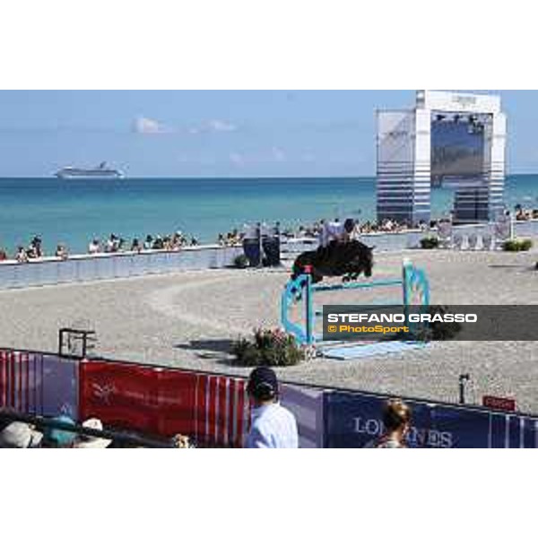 LGCT of Miami Beach - Class 10 - Daniel Bluman (ISR) on Entano - Miami Beach, - 6 April 2018 - ph.Mario Grassia/LGCT