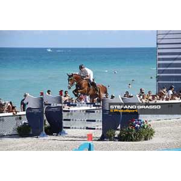 LGCT of Miami Beach - Class 10 - Philipp Weishaupt (GER) on Lasse K - Miami Beach, - 6 April 2018 - ph.Mario Grassia/LGCT