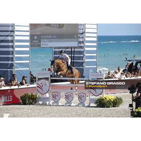 LGCT of Miami Beach - Class 10 - Pieter Devos (BEL) on Apart - Miami Beach, - 6 April 2018 - ph.Mario Grassia/LGCT