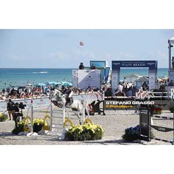 LGCT of Miami Beach - Class 10 - Evelina Tovek (SWE) on Castello - Miami Beach, - 6 April 2018 - ph.Mario Grassia/LGCT