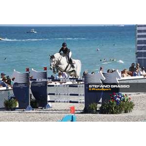 LGCT of Miami Beach - Class 10 - Megane Moissonier (FRA) on Umours Batilly - Miami Beach, - 6 April 2018 - ph.Mario Grassia/LGCT