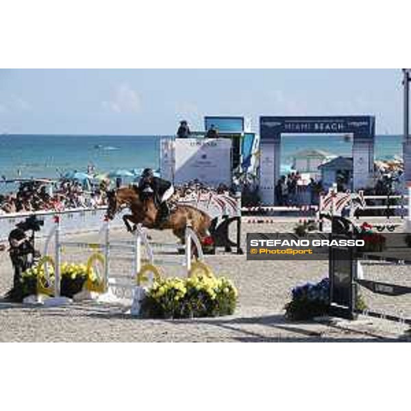 LGCT of Miami Beach - Class 10 - Lauren Hough on Agatha d\'Ecaussines - Miami Beach, - 6 April 2018 - ph.Mario Grassia/LGCT