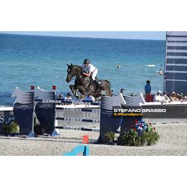 LGCT of Miami Beach - Class 10 - Holger Wulschner (GER) on BSC Cha Cha Cha - Miami Beach, - 6 April 2018 - ph.Mario Grassia/LGCT