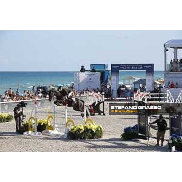 LGCT of Miami Beach - Class 10 - Jerome Guery (BEL) on Kel\'Star du Vingt Ponts - Miami Beach, - 6 April 2018 - ph.Mario Grassia/LGCT