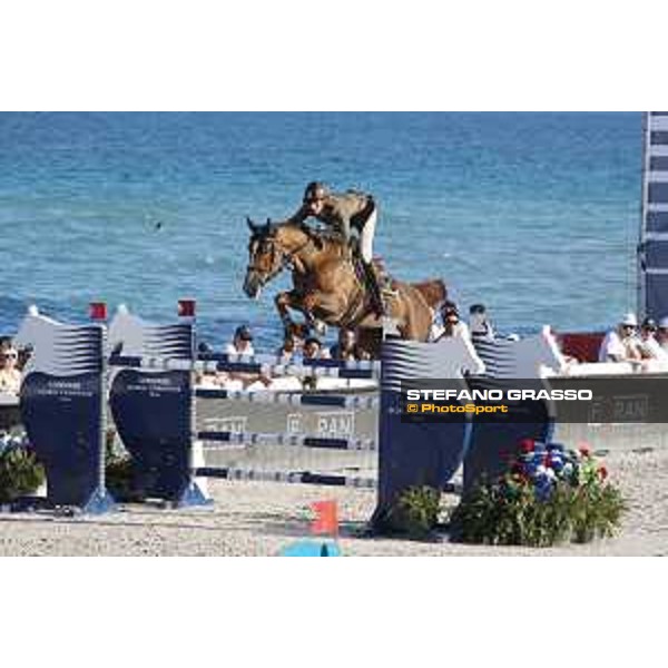 LGCT of Miami Beach - Class 10 - Alberto Zorzi (ITA) on Fair Light van?t Heike - Miami Beach, - 6 April 2018 - ph.Mario Grassia/LGCT