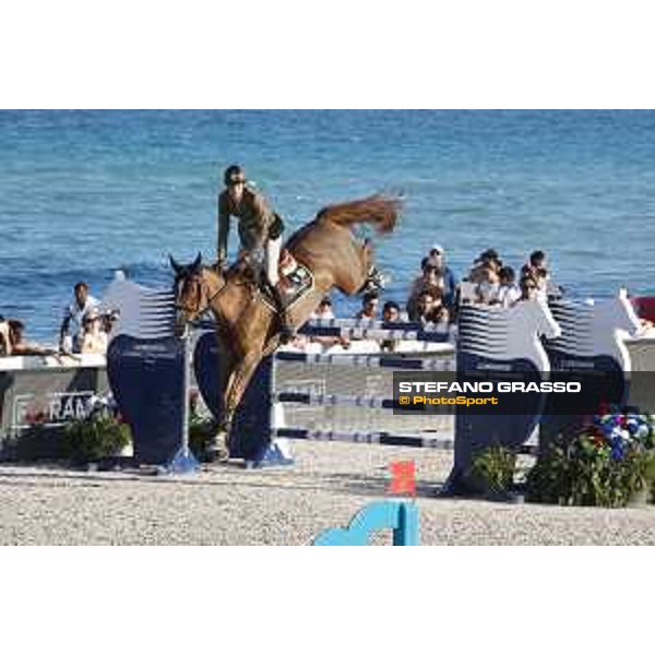 LGCT of Miami Beach - Class 10 - Alberto Zorzi (ITA) on Fair Light van?t Heike - Miami Beach, - 6 April 2018 - ph.Mario Grassia/LGCT