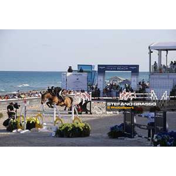 LGCT of Miami Beach - Class 10 - Eduardo Alvarez Aznar (ESP) on Uqualin de Saulcy - Miami Beach, - 6 April 2018 - ph.Mario Grassia/LGCT