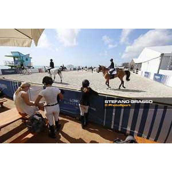 LGCT of Miami Beach - A view of the warm up arena - Miami Beach, - 5 April 2018 - ph.Mario Grassia/LGCT