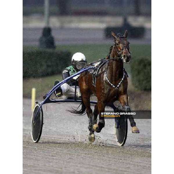 Enrico Bellei warming up with Iglesias winners of Gran Premio Firenze Firenze, 3rd febr. 2008 ph. Stefano Grasso