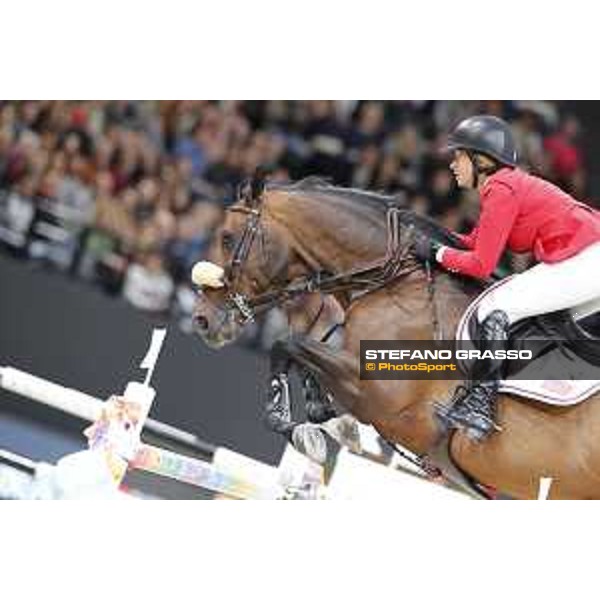 Bezzie Madden on Breitling LS wins the Longines FEI World Cup Jumping Final Paris Bercy 15th April 2018 Ph.Stefano Grasso
