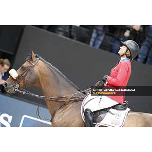 Bezzie Madden on Breitling LS wins the Longines FEI World Cup Jumping Final Paris Bercy 15th April 2018 Ph.Stefano Grasso