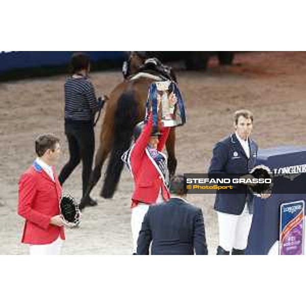 Bezzie Madden on Breitling LS wins the Longines FEI World Cup Jumping Final Paris Bercy 15th April 2018 Ph.Stefano Grasso