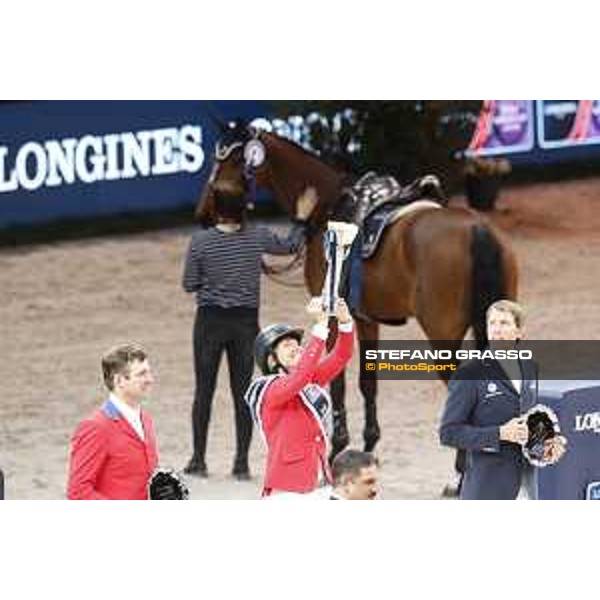 Bezzie Madden on Breitling LS wins the Longines FEI World Cup Jumping Final Paris Bercy 15th April 2018 Ph.Stefano Grasso