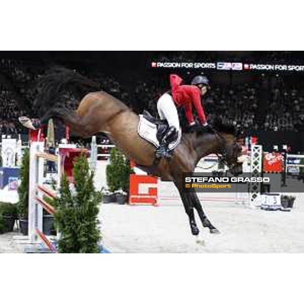 Bezzie Madden on Breitling LS wins the Longines FEI World Cup Jumping Final Paris Bercy 15th April 2018 Ph.Stefano Grasso
