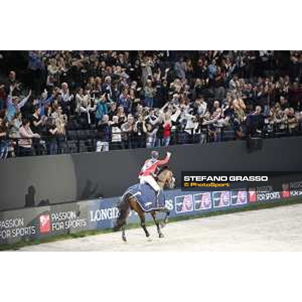 Bezzie Madden on Breitling LS wins the Longines FEI World Cup Jumping Final Paris Bercy 15th April 2018 Ph.Stefano Grasso