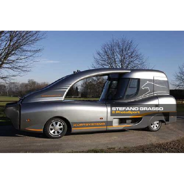 the new Kurt Equine trainingsystems car at Parkwood Stud Oxford, 11th february 2008 ph. Stefano Grasso