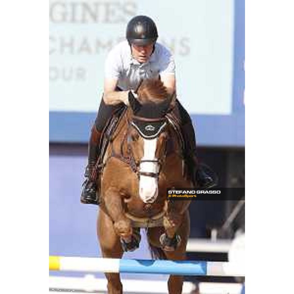 LGCT of Shanghai - Warm up - Michael Whitaker (GBR) on Viking - Shanghai, - 19 April 2018 - ph.Stefano Grasso/LGCT