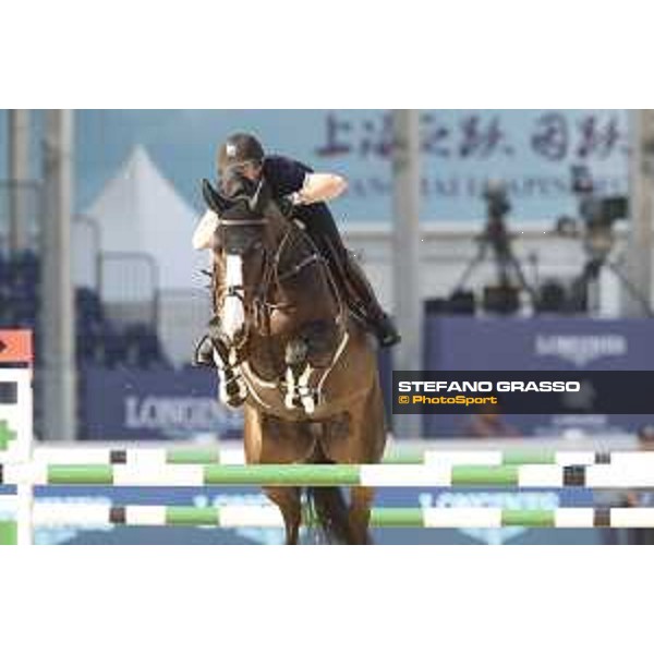 LGCT of Shanghai - Warm up - Maikel van Der Vleuten on Idi Utopia - Shanghai, - 19 April 2018 - ph.Stefano Grasso/LGCT