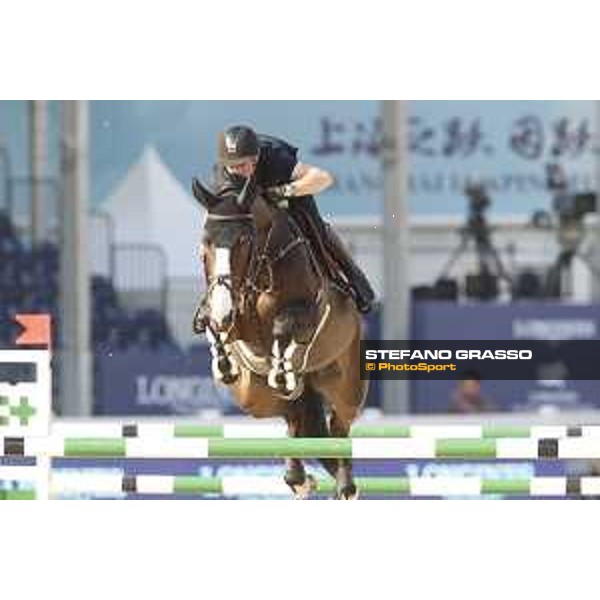LGCT of Shanghai - Warm up - Maikel van Der Vleuten on Idi Utopia - Shanghai, - 19 April 2018 - ph.Stefano Grasso/LGCT