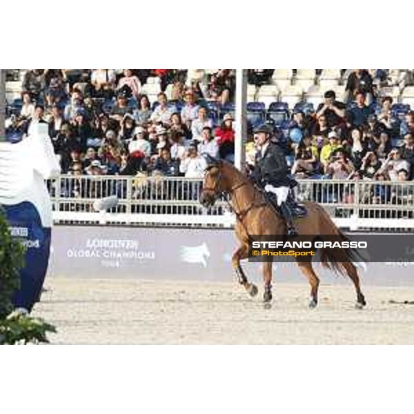 LGCT of Shanghai - Grand Prix - Ben Maher (GBR) on Explosion W - Shanghai, - 21 April 2018 - ph.Stefano Grasso/LGCT