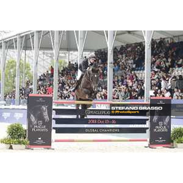 LGCT of Shanghai - Class 3 - Constant van Paesschen (BEL) on Compadre van de Helle - Shanghai, - 21 April 2018 - ph.Stefano Grasso/LGCT