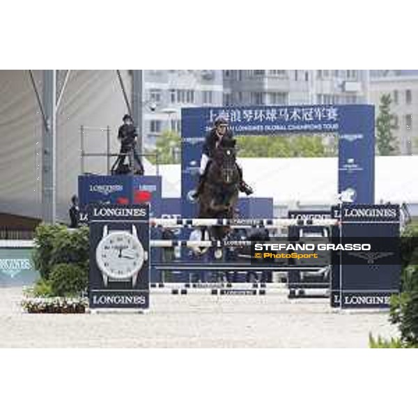 LGCT of Shanghai - Class 3 - Constant van Paesschen (BEL) on Compadre van de Helle - Shanghai, - 21 April 2018 - ph.Stefano Grasso/LGCT