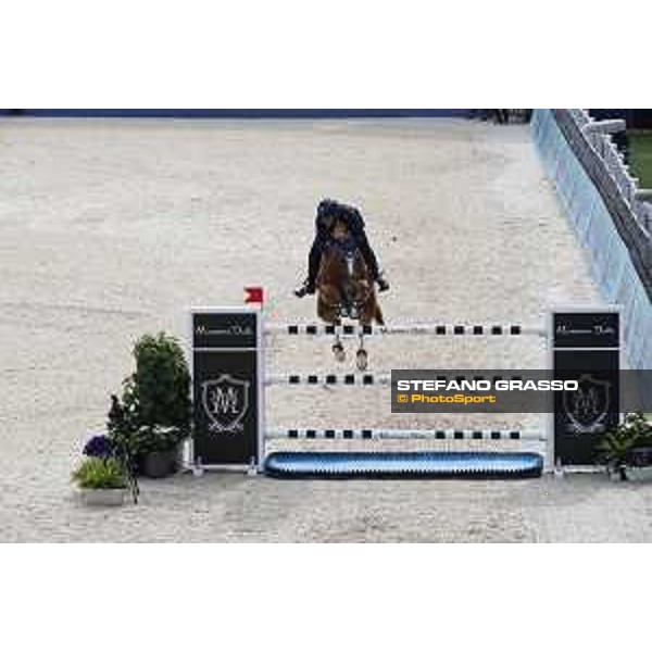 LGCT of Shanghai - Class 6 - Lorenzo de Luca (ITA) on Jeunesse van T Paradijs - Shanghai, - 22 April 2018 - ph.Stefano Grasso/LGCT