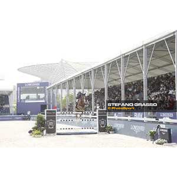 LGCT of Shanghai - Class 6 - Cameron Hanley (IRL) on EIS Isaura - Shanghai, - 22 April 2018 - ph.Mario Grassia/LGCT