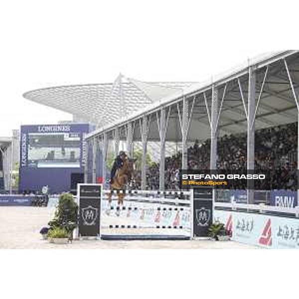 LGCT of Shanghai - Class 6 - Lorenzo de Luca (ITA) on Jeunesse van T Paradijs - Shanghai, - 22 April 2018 - ph.Mario Grassia/LGCT
