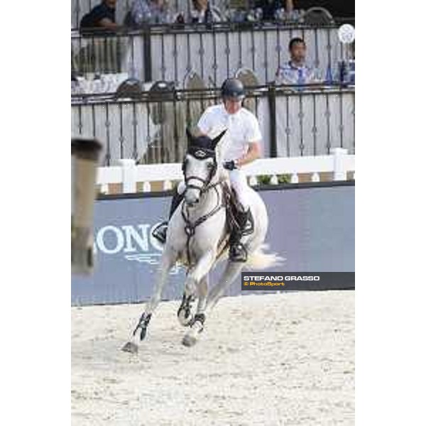 LGCT of Shanghai - Class 6 - Michael Whitaker (GBR) on Valmy de la Lande - Shanghai, - 22 April 2018 - ph.Stefano Grasso/LGCT