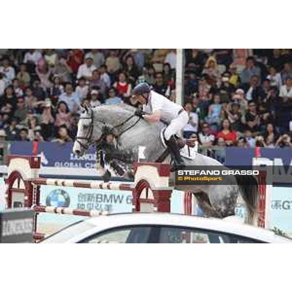 LGCT of Shanghai - Class 6 - John Whitaker (GBR) on Cassinis Chaplin - Shanghai, - 22 April 2018 - ph.Stefano Grasso/LGCT
