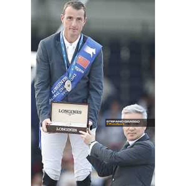 LGCT of Shanghai - Prize giving ceremony - Gregory Wathelet, Dennis Li, Longines watch - Shanghai, - 21 April 2018 - ph.Mario Grassia/LGCT