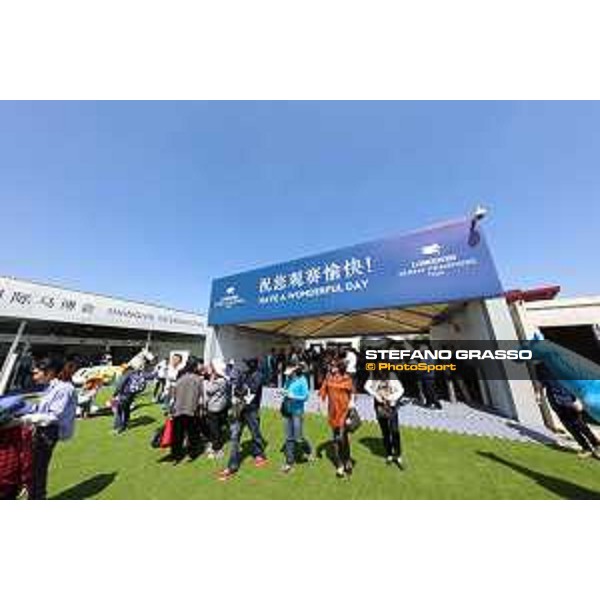LGCT of Shanghai - Public at the main entrance - Shanghai, - 20 April 2018 - ph.Mario Grassia/LGCT