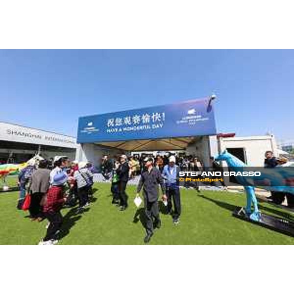 LGCT of Shanghai - Public at the main entrance - Shanghai, - 20 April 2018 - ph.Mario Grassia/LGCT