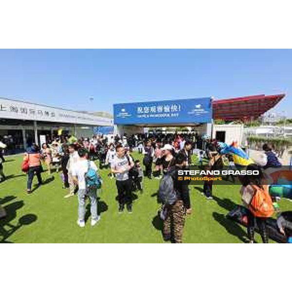 LGCT of Shanghai - Public at the main entrance - Shanghai, - 20 April 2018 - ph.Mario Grassia/LGCT