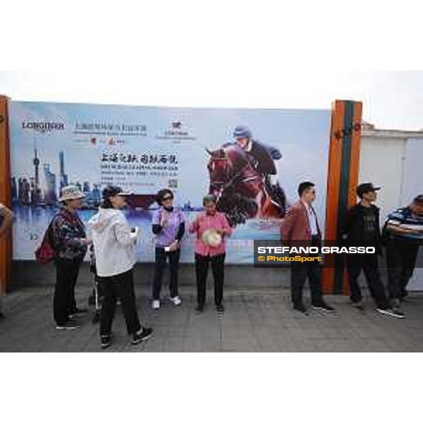 LGCT of Shanghai - Public at the main entrance - Shanghai, - 20 April 2018 - ph.Mario Grassia/LGCT